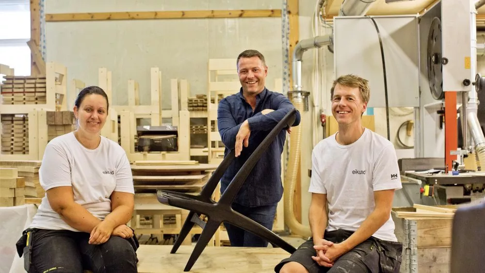 Founders of Møbelbutikk Oslo in the original store location